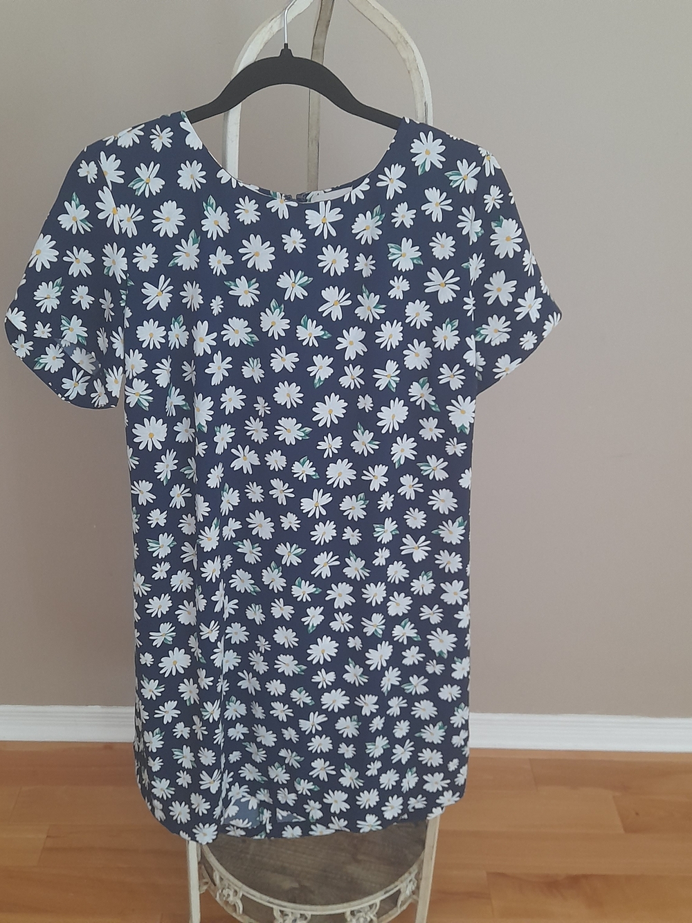 Old Navy Navy Daisy Midi Dress - Picture 3 of 11